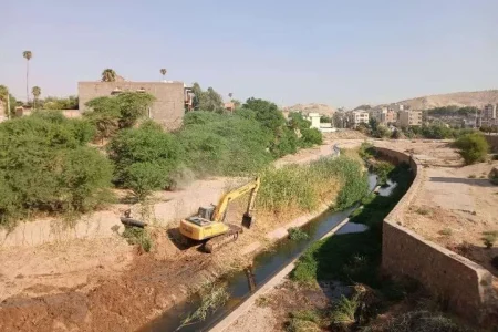 عملیات لایروبی دره سبز مسجدسلیمان کلید خورد؛ آمادهسازی شهر برای فصل بارندگی